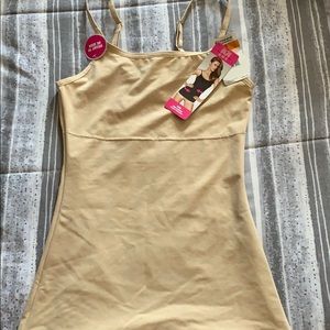 Maidenform tank firm control